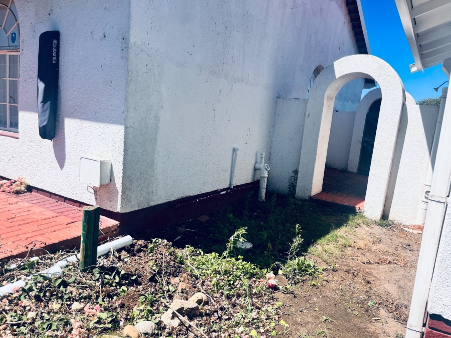 1 Bedroom Property for Sale in Aston Bay Eastern Cape